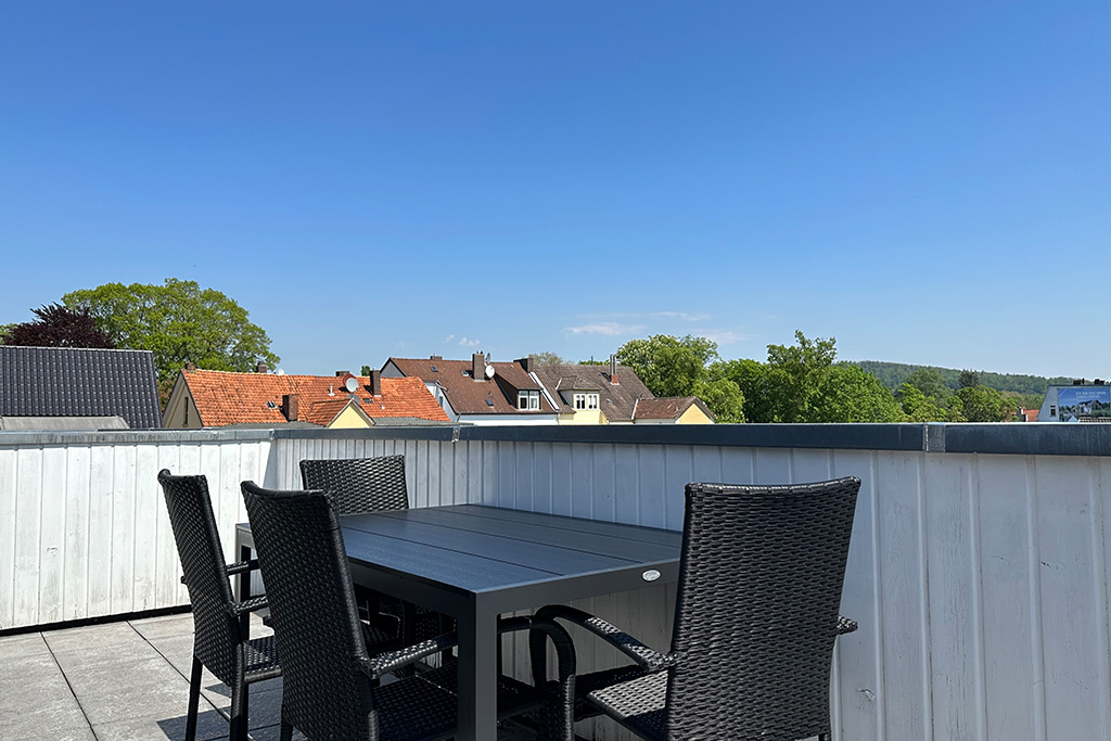 Ansicht der großen Dachterrasse der Ferienwohnung